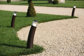 Bamboo 7 | Moderne, gebogene Gartenleuchte aus Frankreich – Stilvolle Außenbeleuchtung für anspruchsvolle Gärten